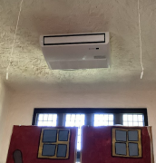 Ceiling cassette mini-split head