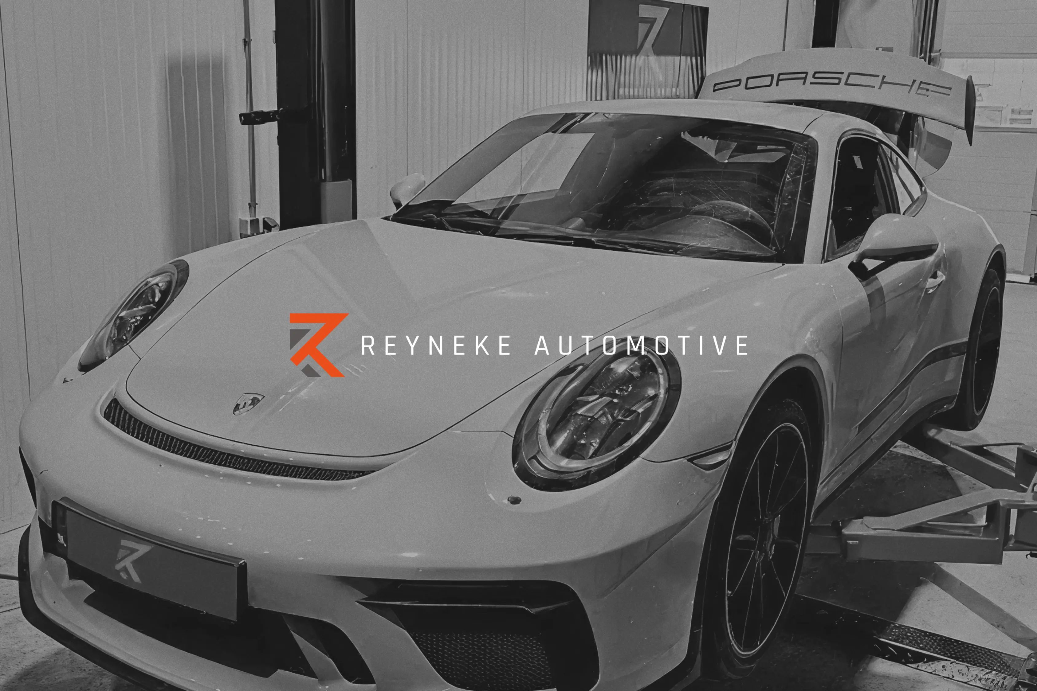 Porsche 911 design cover by Inch Design Studio