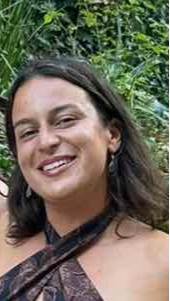 <subject>[headshot] image of a customer (for a mobility and transportation)</subject>