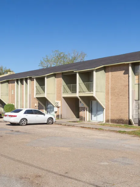 Pinhook South Apartment & Acadian Gardens Apartment 