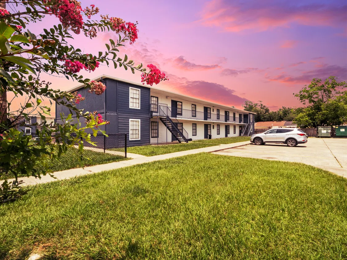 Willowbend Apartment