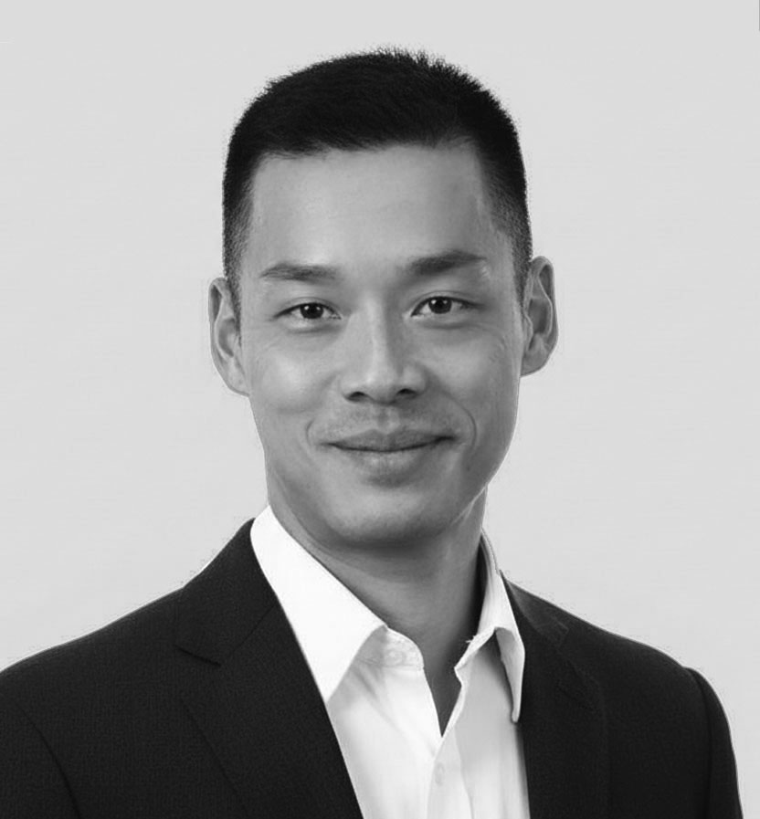 Black and white photo of Ken-Ichi Hino