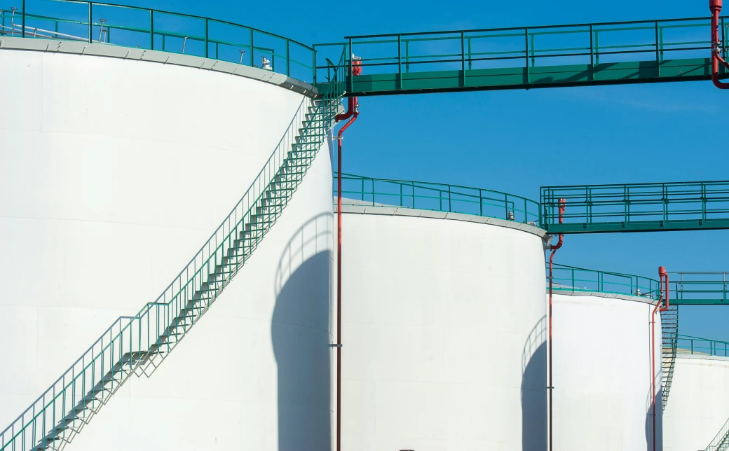 Axtira-about-three-image