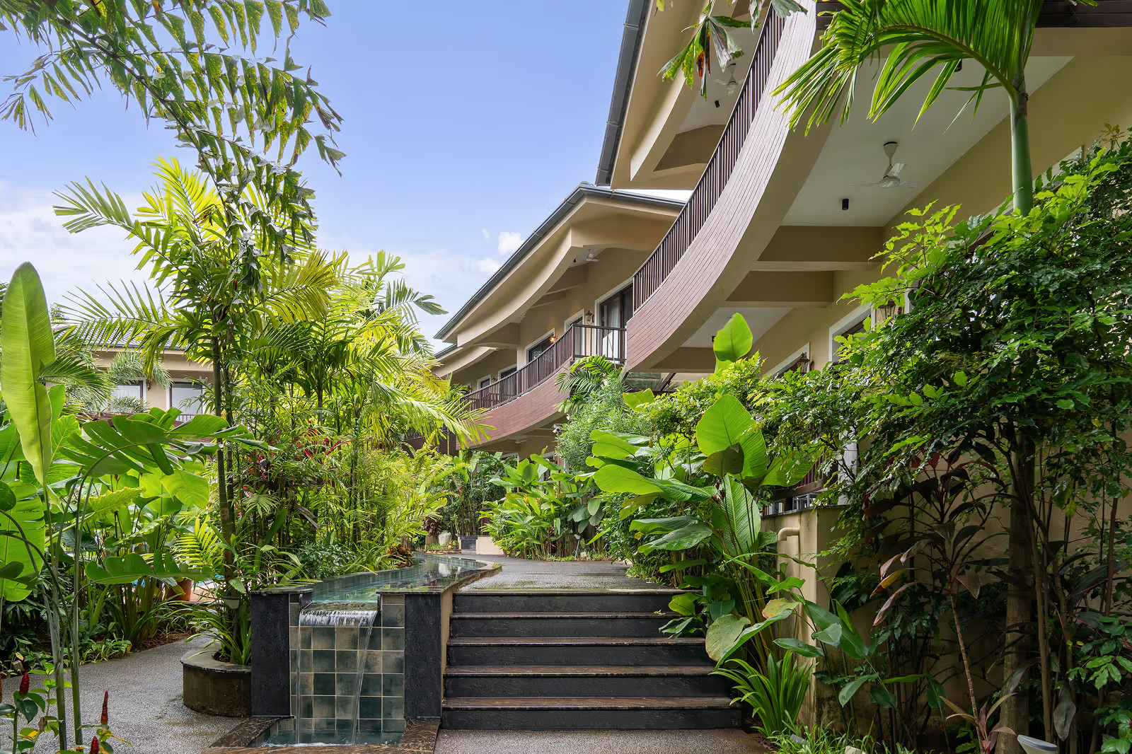Gated Community vs Standalone Villa in Goa: Which Is the Right Choice?