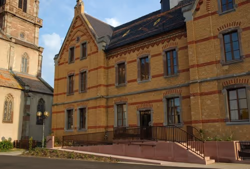 Création d'une rampe handicapés à la Mairie-école