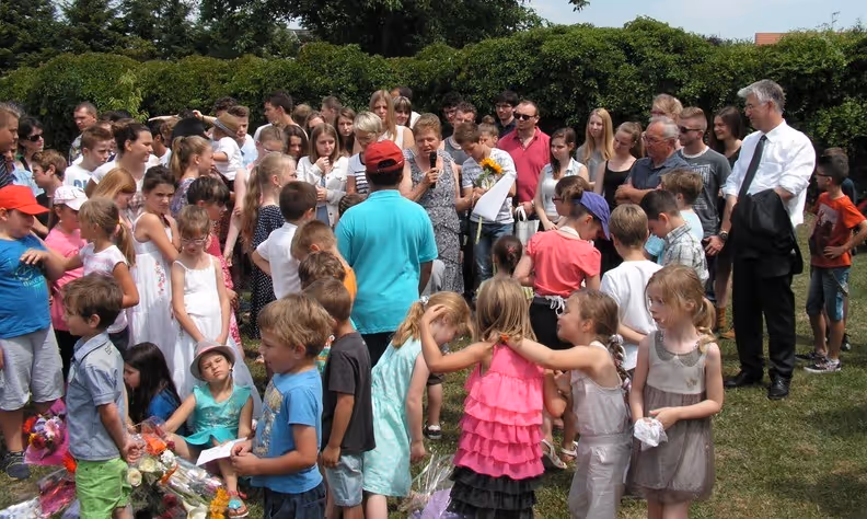 Départ à la retraite d'Astrid Roesch après 30 années d'enseignement à l'Ecole Maternelle