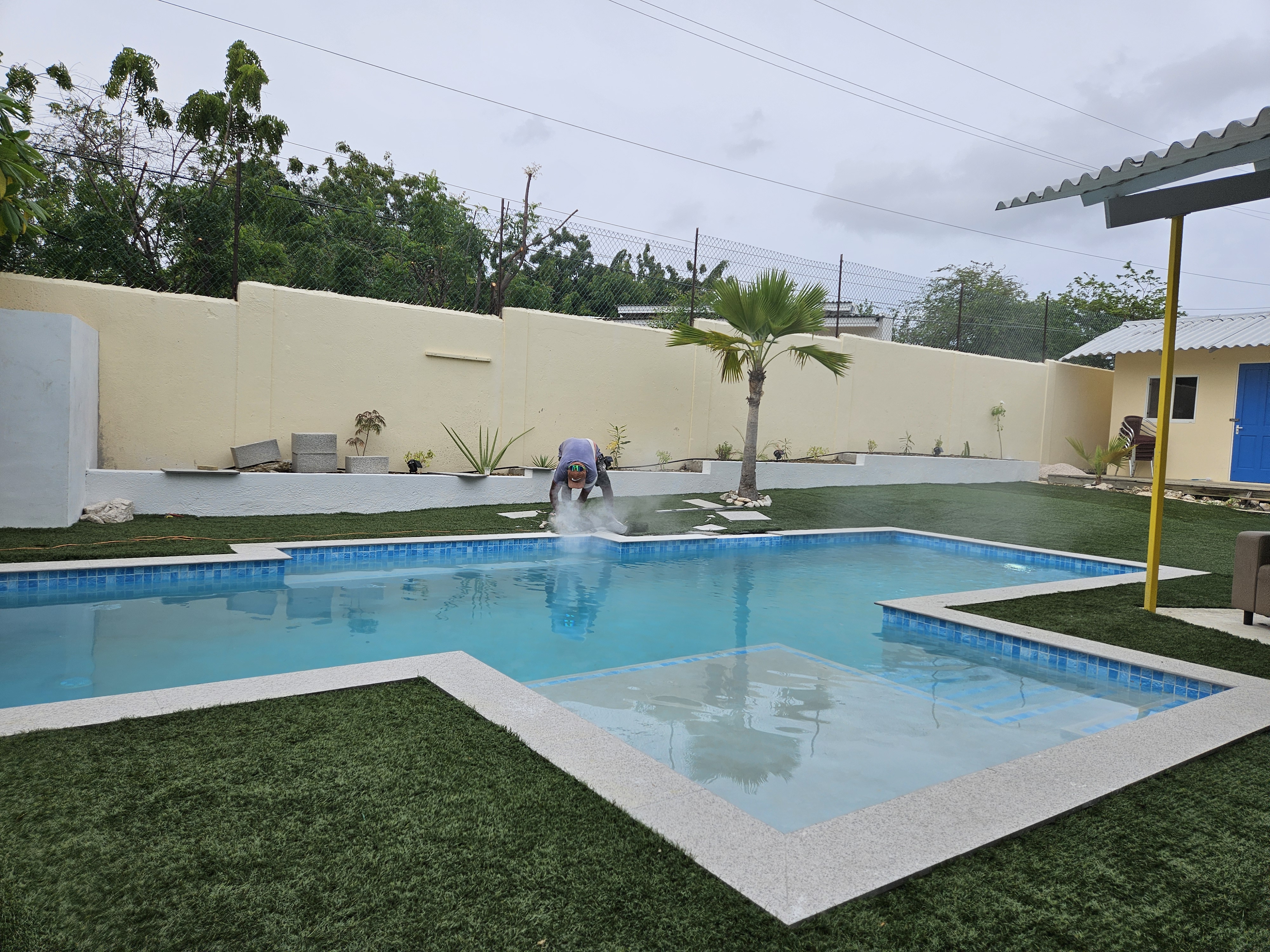 image of a landscaped pool area