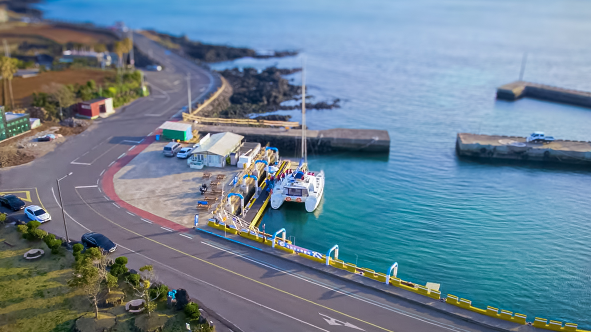 '제주늘보의오후' 인근에 있는 차귀도 요트 모습.
Chagwido Yacht near 'JEJUNEULBO'