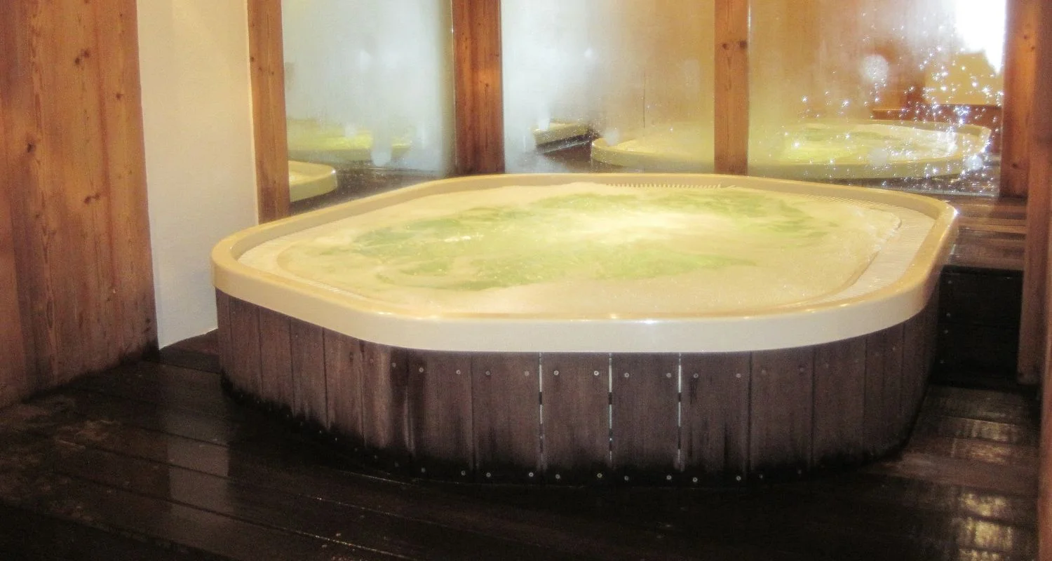 Votre Appartement avec Jacuzzi à Roubaix