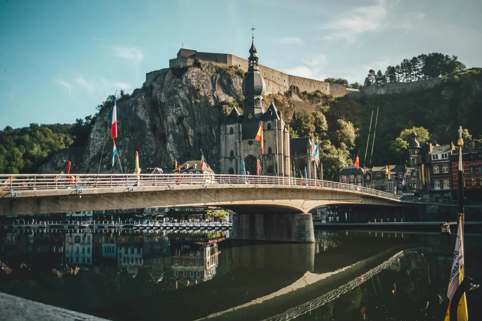 Tourisme Dinant : Guide Complet