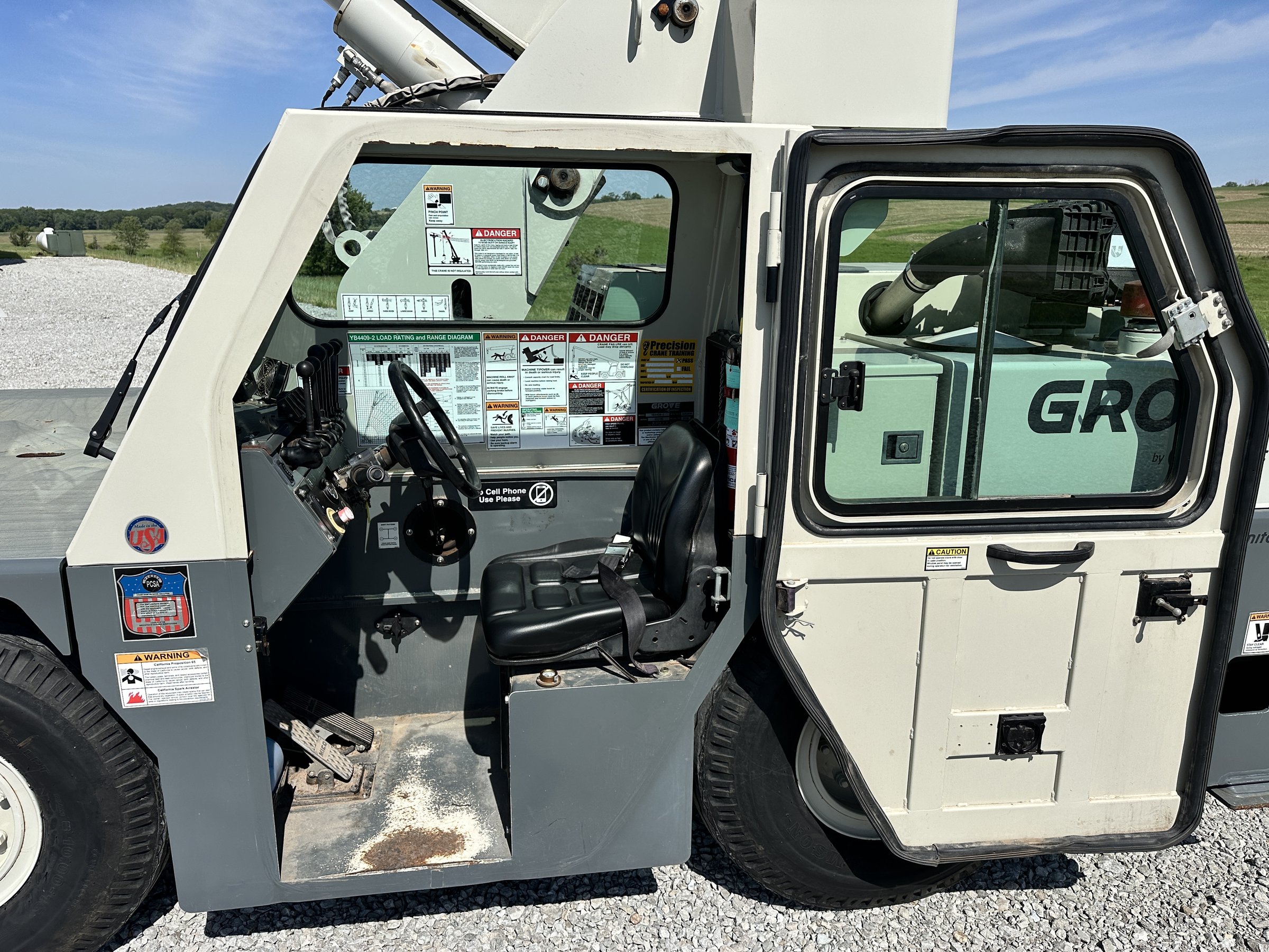 2016 Grove YB4409-2 carry deck crane for sale at Deer Creek Truck Sales, photo 16 of 28