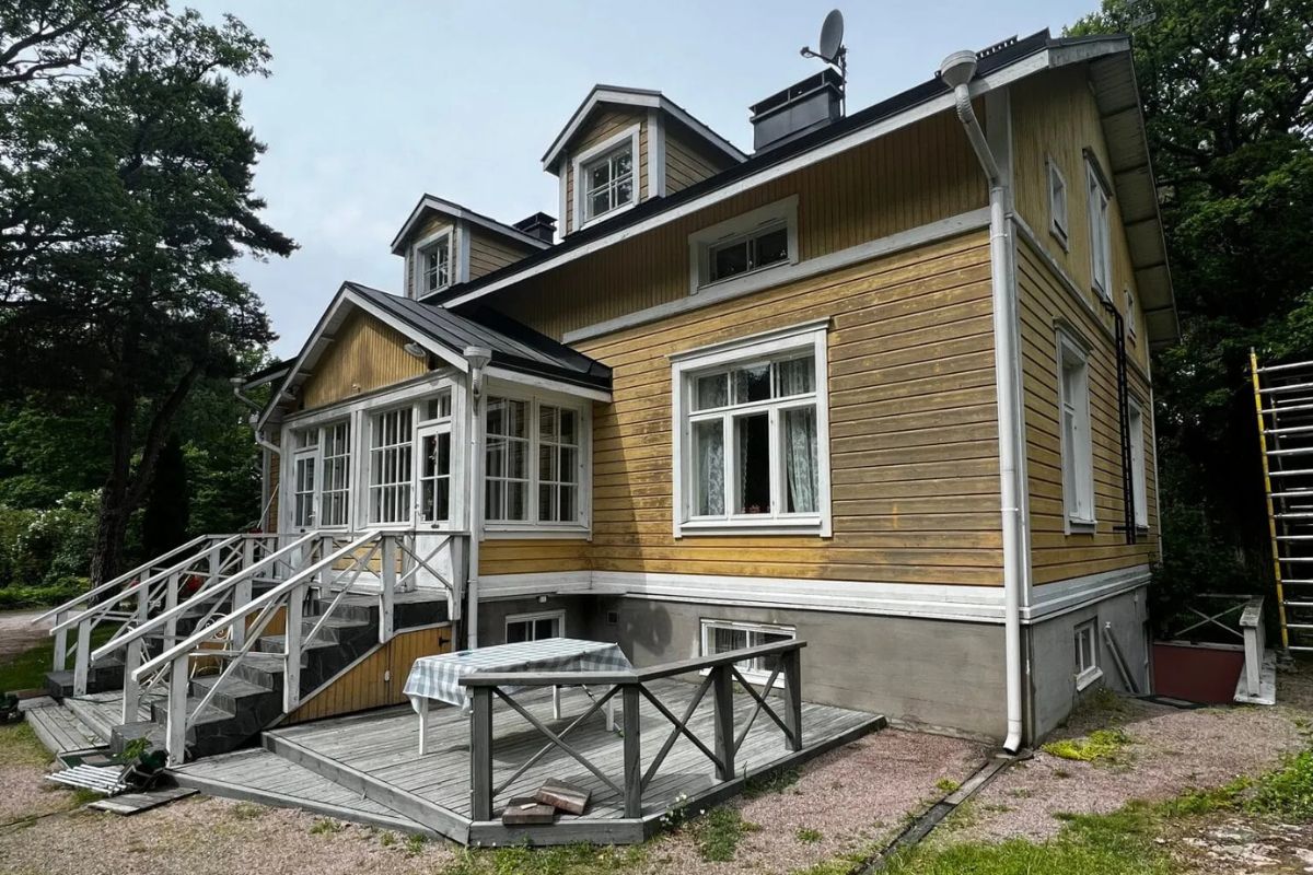 Esimerkki otsikko: Mitä artikkeli sisältää