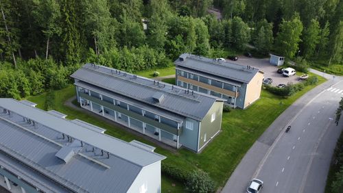 Julkisivujen huoltomaalaus - As Oy Haikkoon Lumihanhi, Porvoo