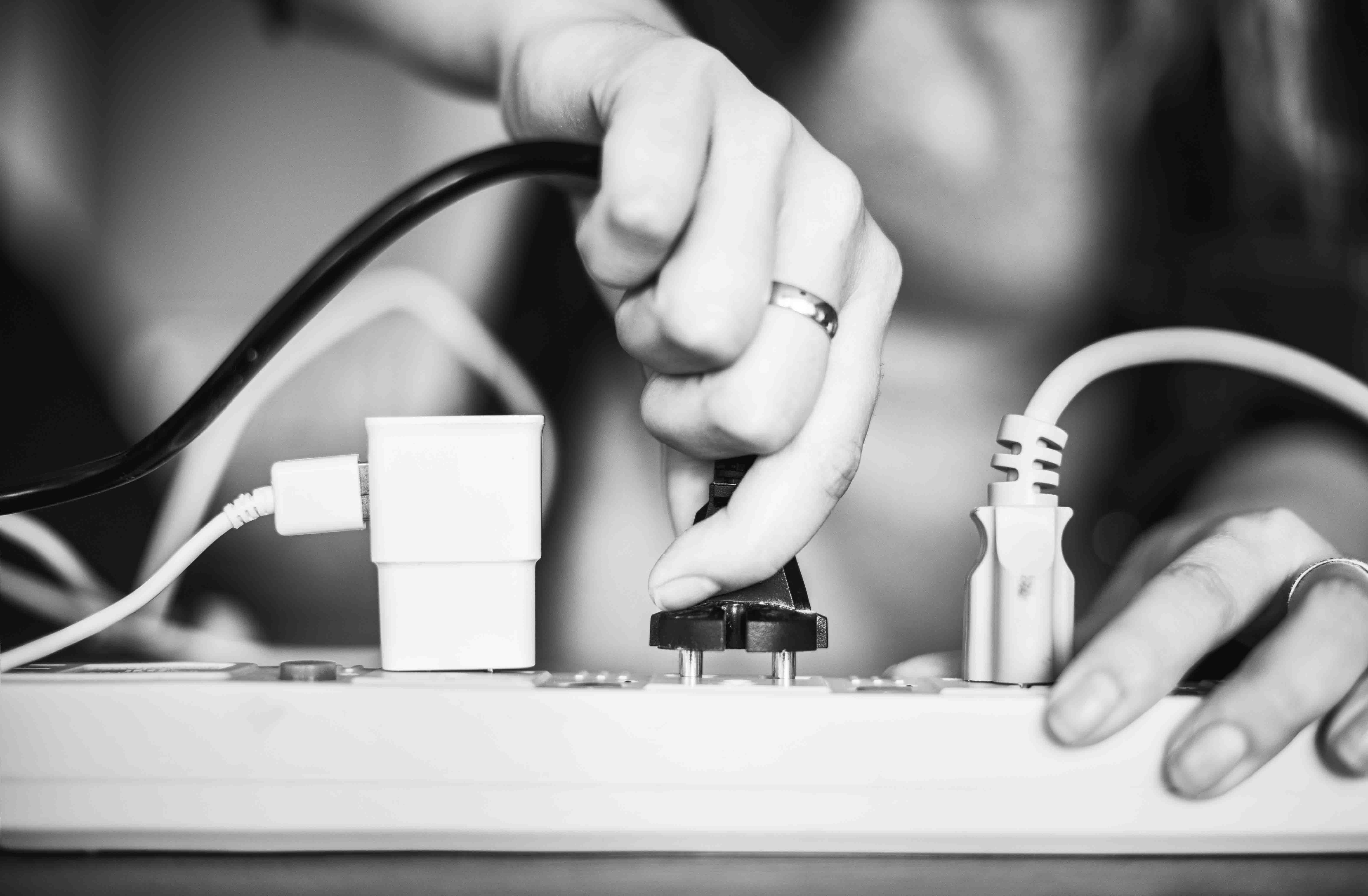 4 Electrical Warning Signs You Should Never Ignore