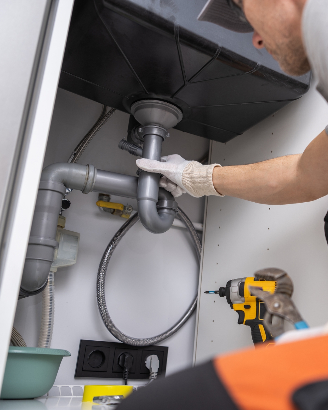 Emergency plumbing services
