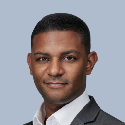 Leon Marshall headshot