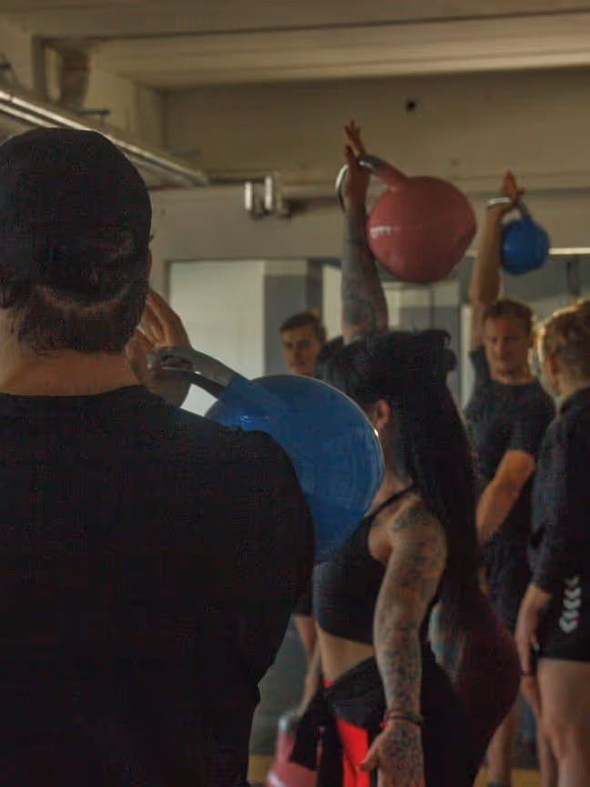 Mehrere Personen im Kurs "Functional Basics"