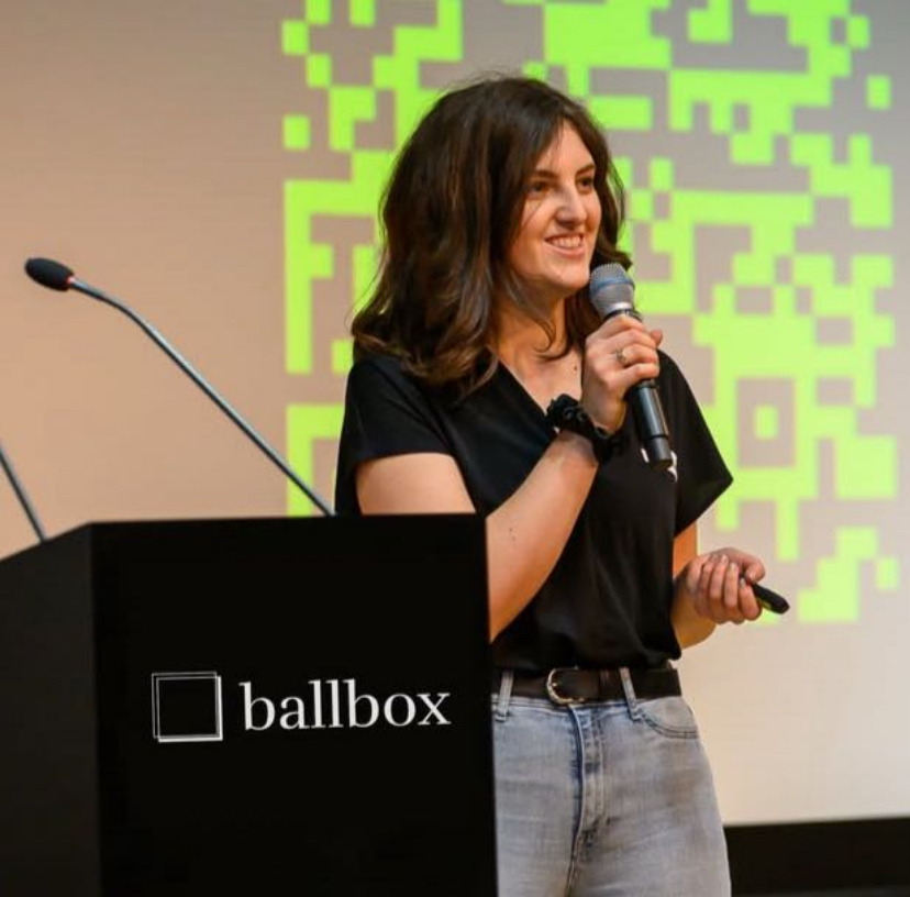 [headshot] image of customer (for a food truck)