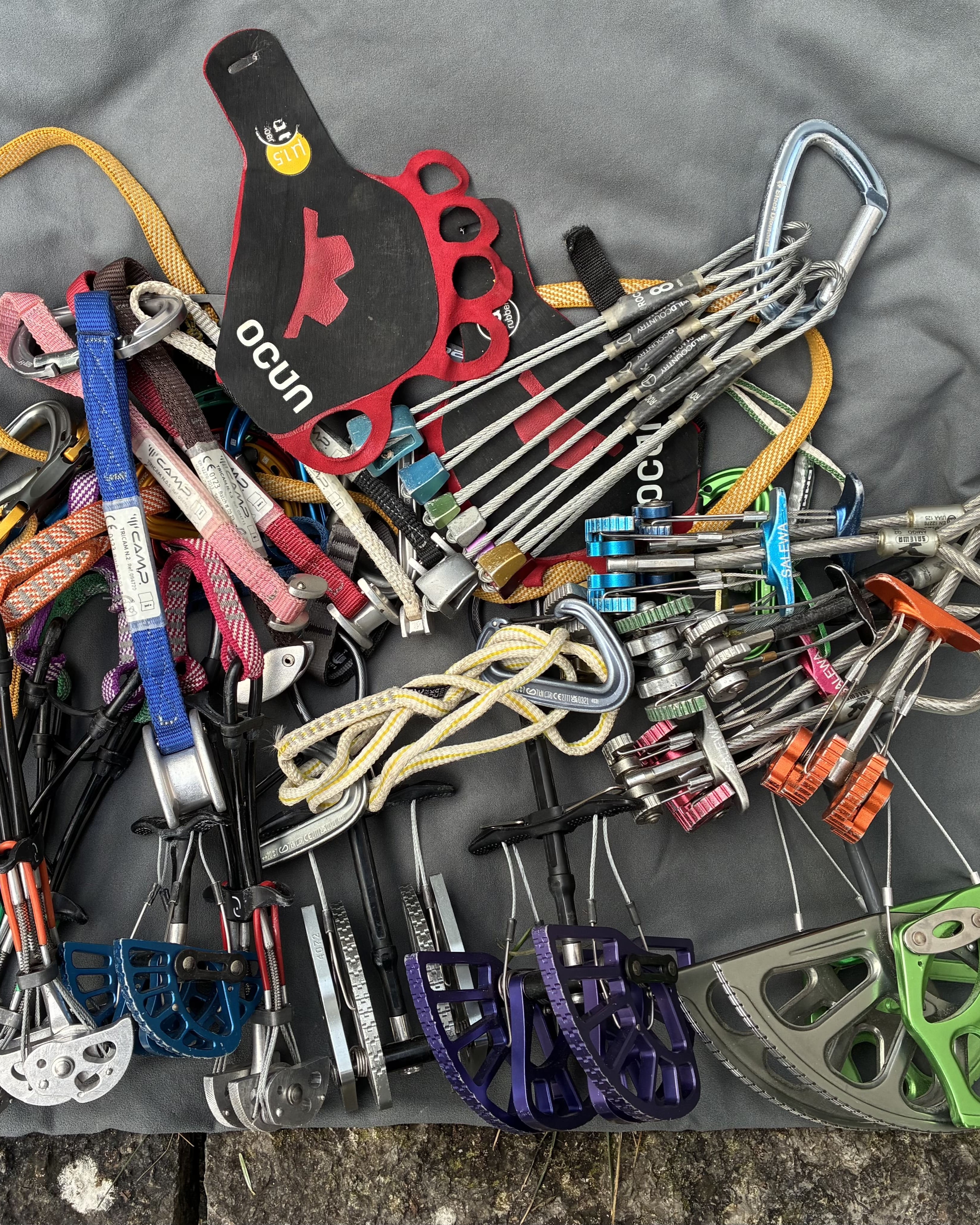 Mobile Sicherung, Sicherungsequipment, Klemmkeile, Trad-Klettern