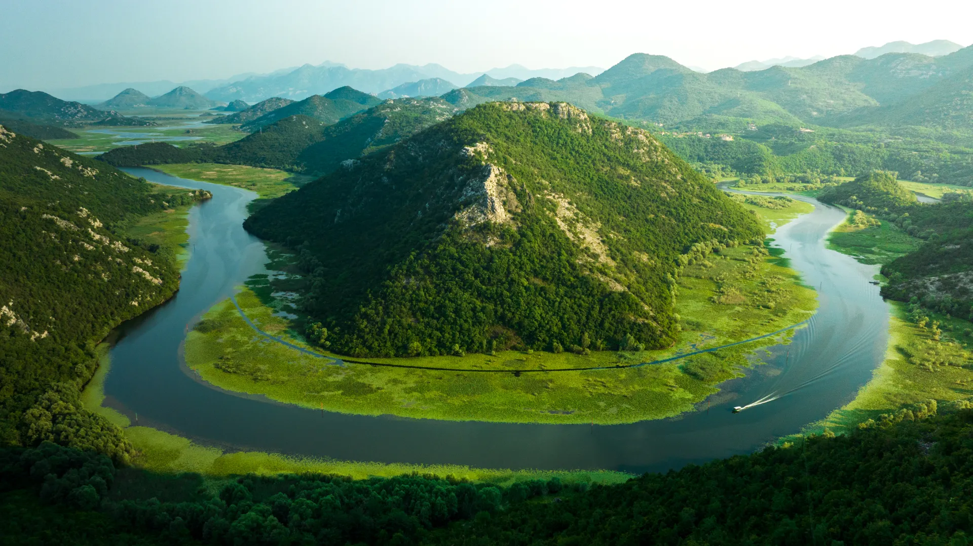 Photo portrait equipe Nomia Studio production visuelle tourisme