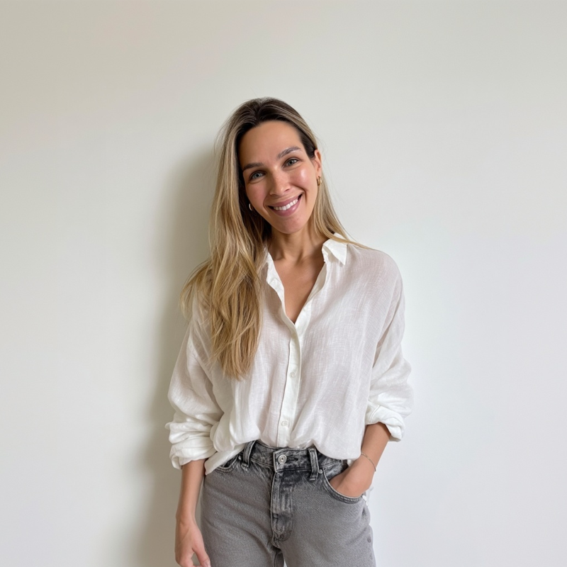 photo of the owner of salt river creative Nadia Zoua