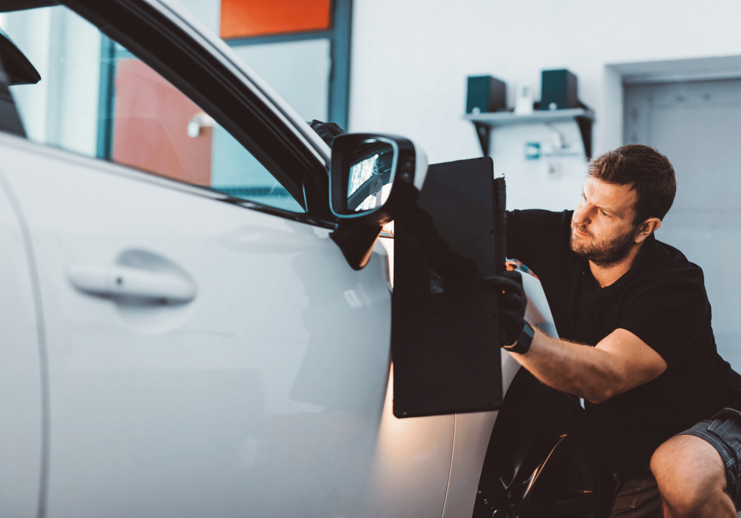 Eine Dellenentfernung beim Autowaschbären in Reinfeld, Nähe Lübeck.