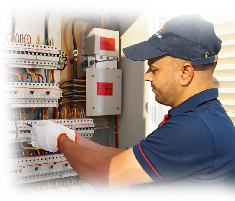 Professional Electrician in Dubai
