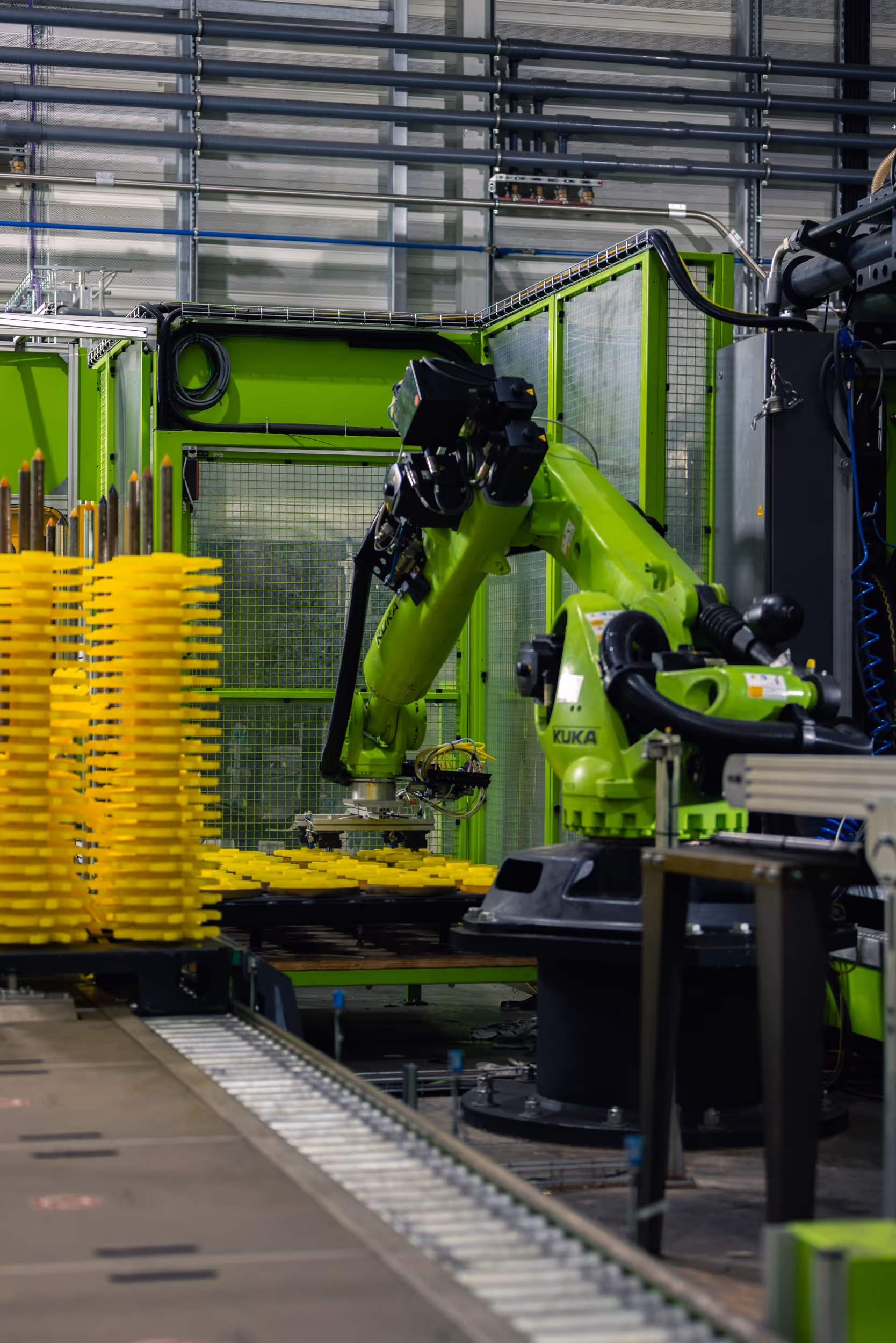 robot injection molding