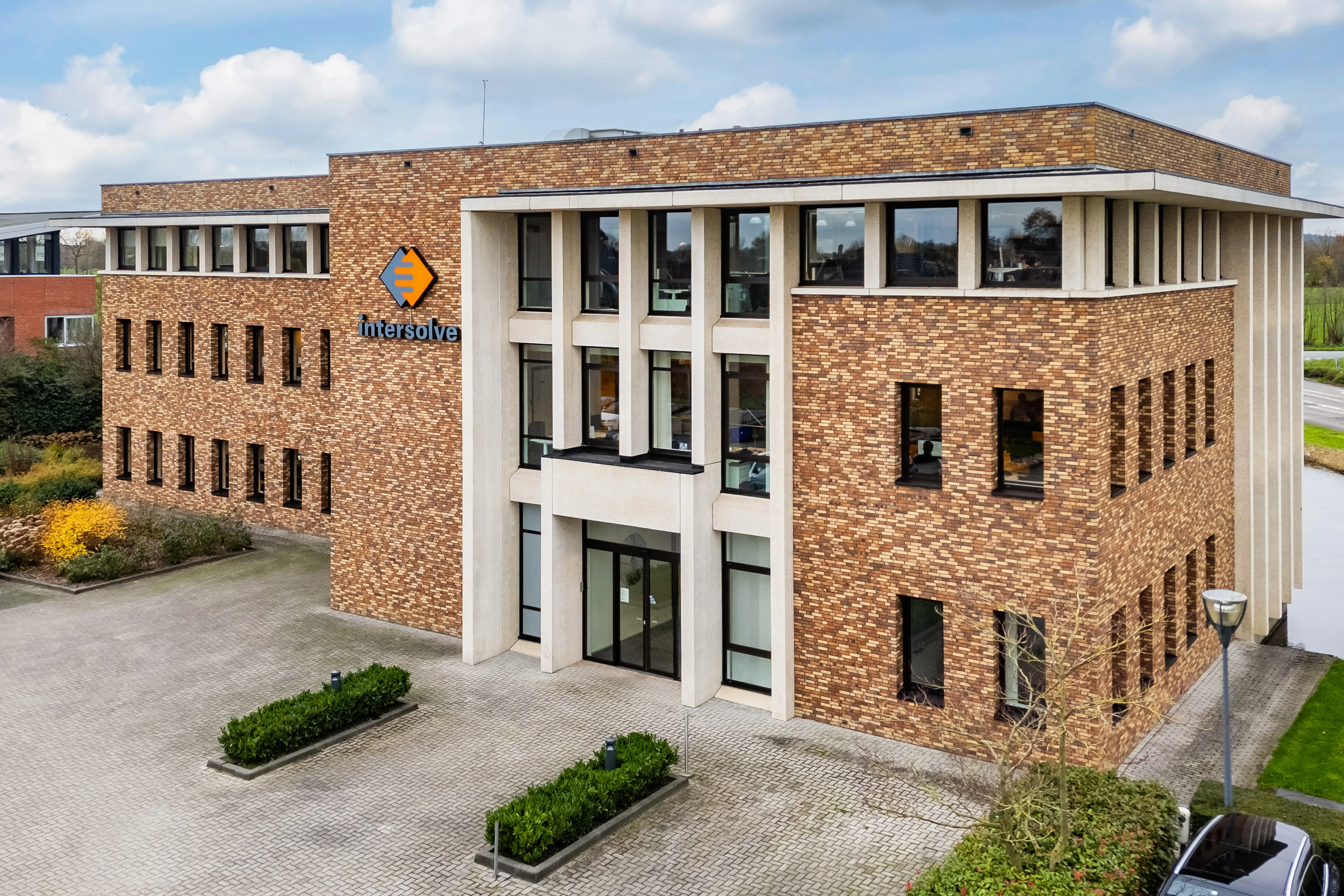 Intersolve building (front)