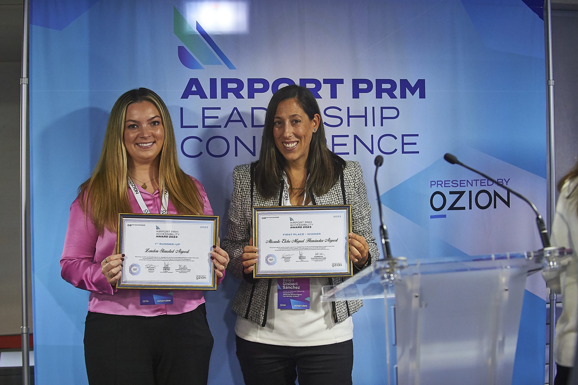 Alicante-Elche Miguel Hernandez Airport and London Stansted Airport with their Airport PRM Accessibility Award 2023 certificates