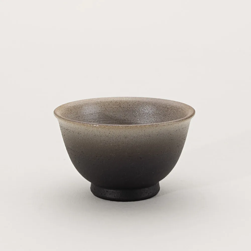 Traditional gyokuro teacup with a modern glazing made by Maekawa Junzō in Tokoname, Japan