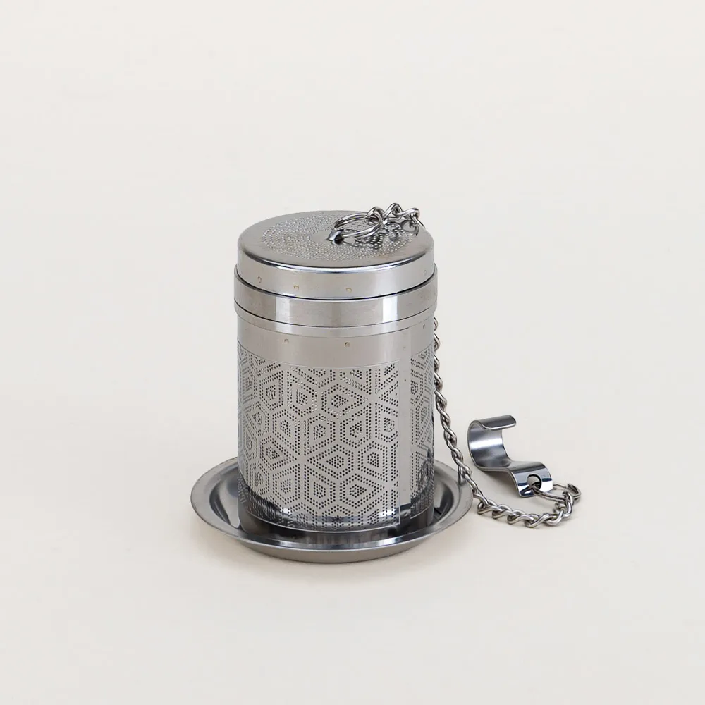 Blossom patterned tea Infuser made with food-grade stainless steel