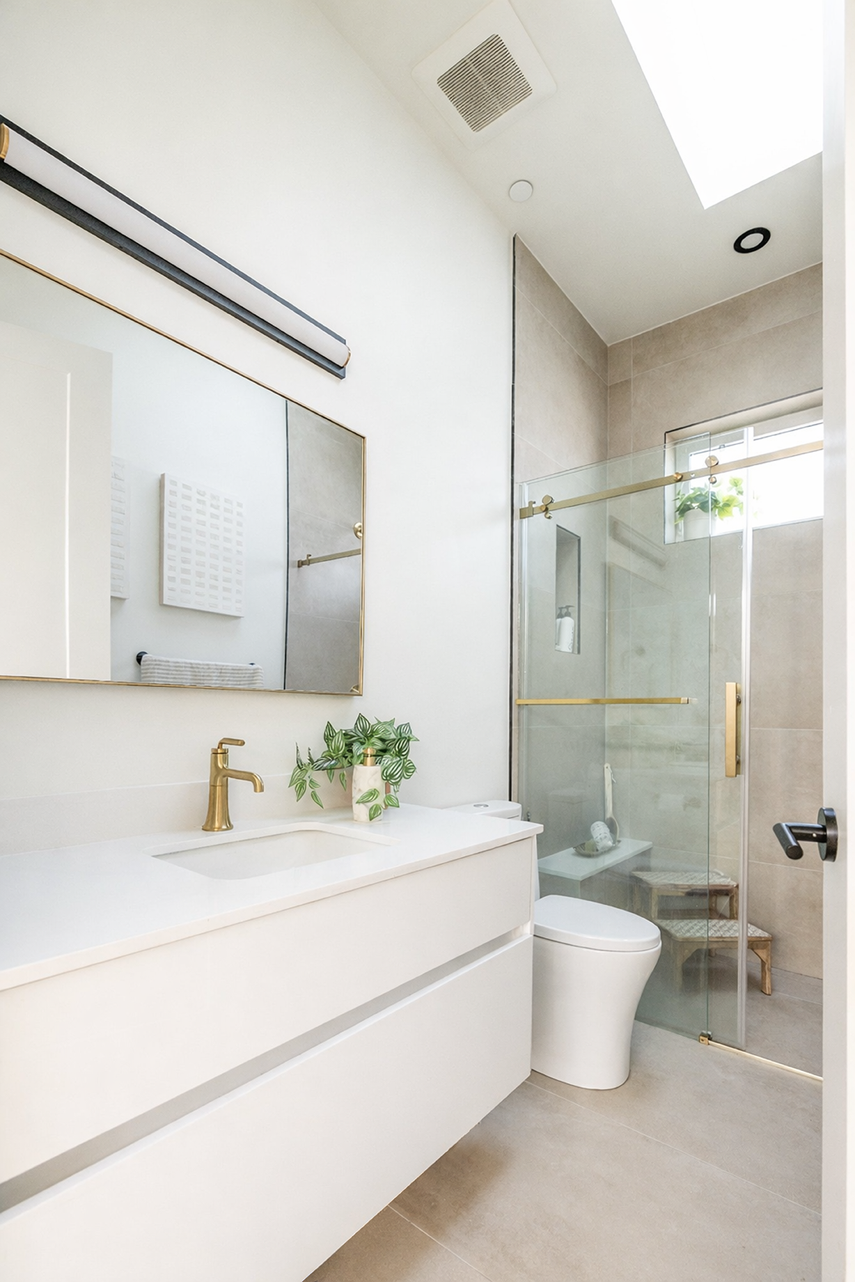 Third + Lane: Primary Bathroom