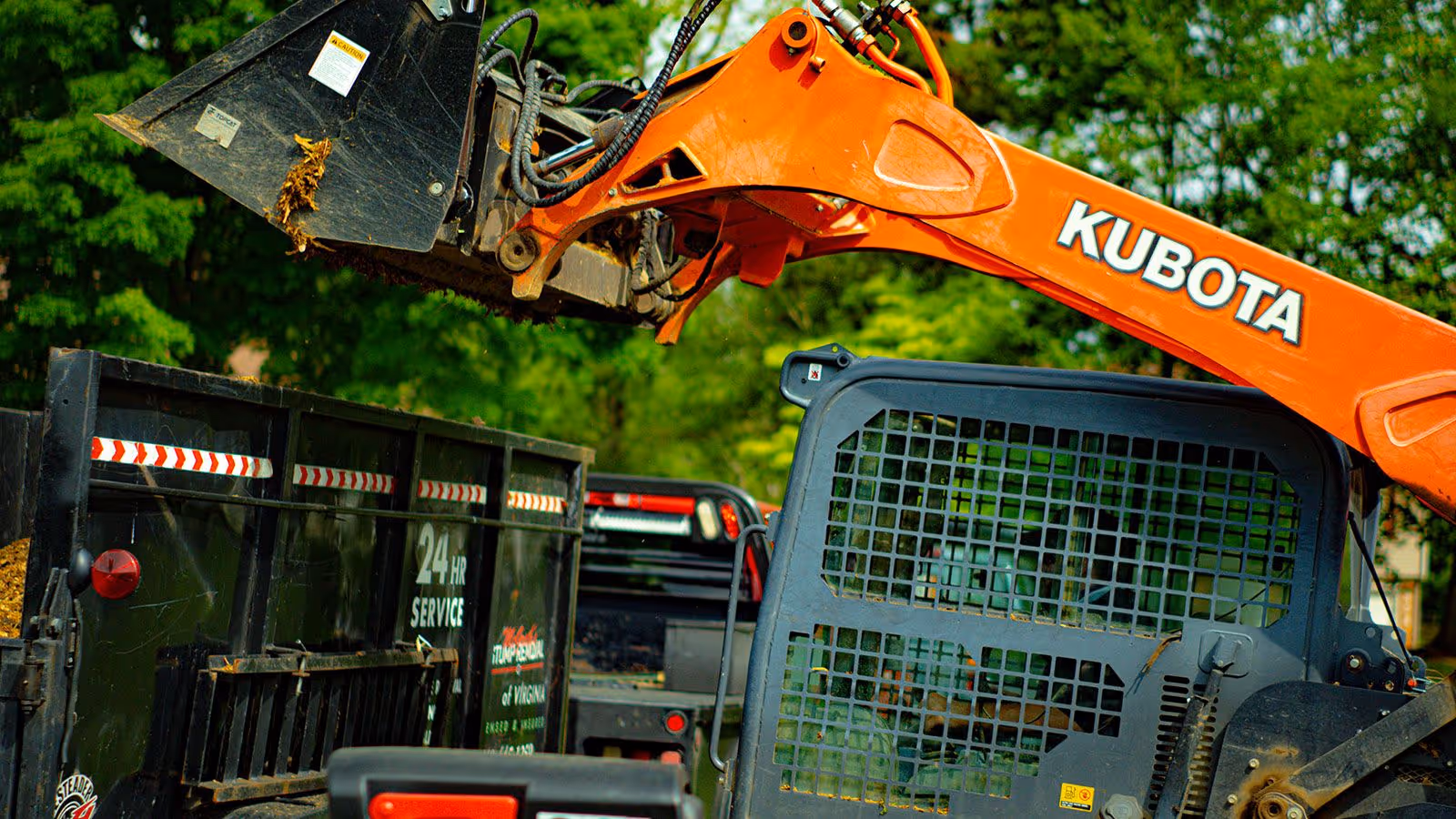 Prime Tree and Landscape crew working on site