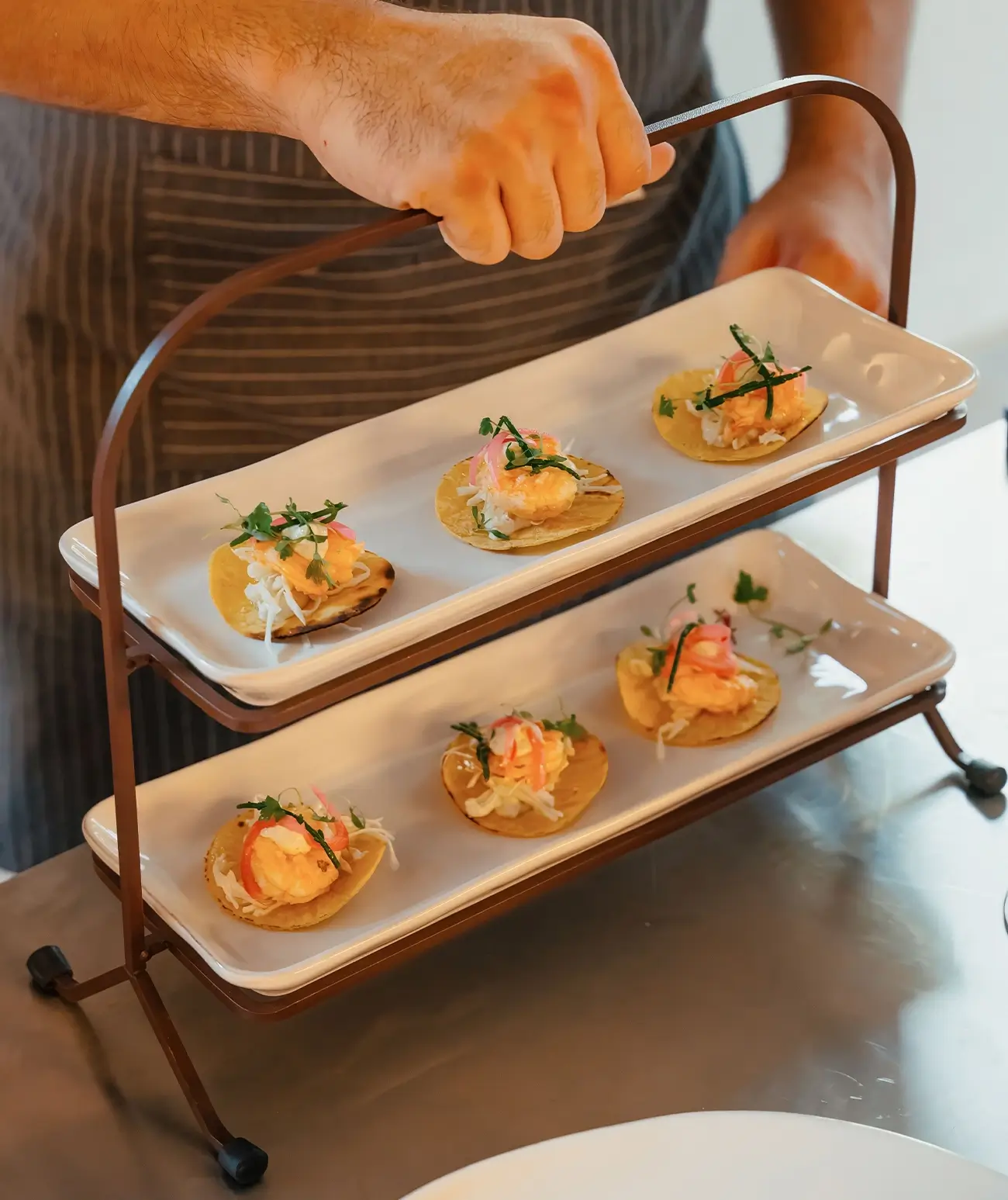 Set of 6 mini quiches food