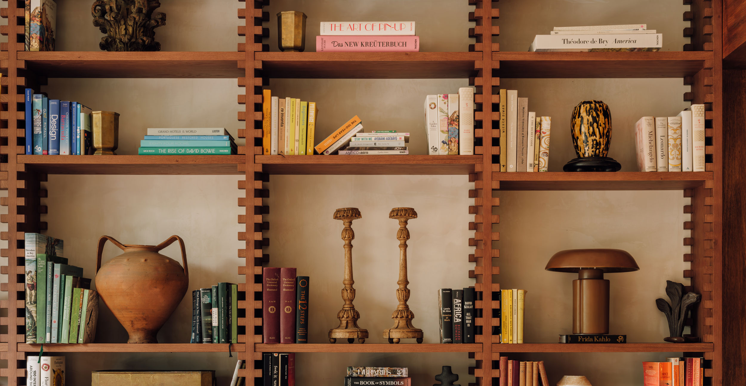 Small luxury hotel Casa Cedo has a cozy Lounge area with a great selection of curated books