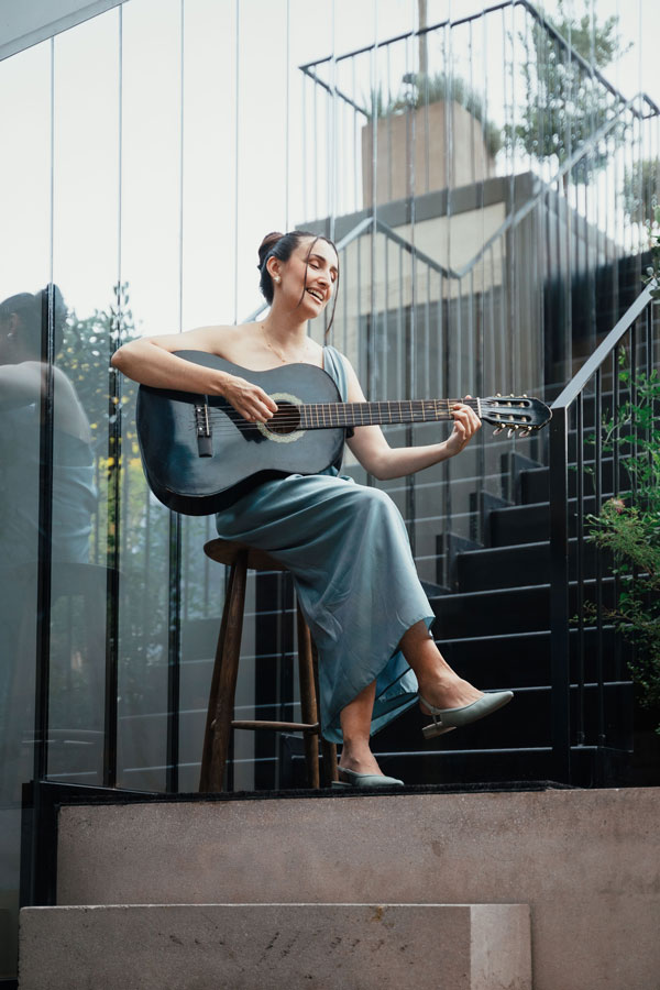 Privave event and music performance in the garden of luxury boutique hotel Casa Cedo Porto