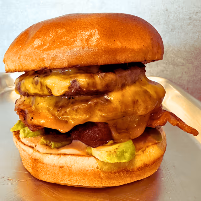 San Clement Supreme Burger