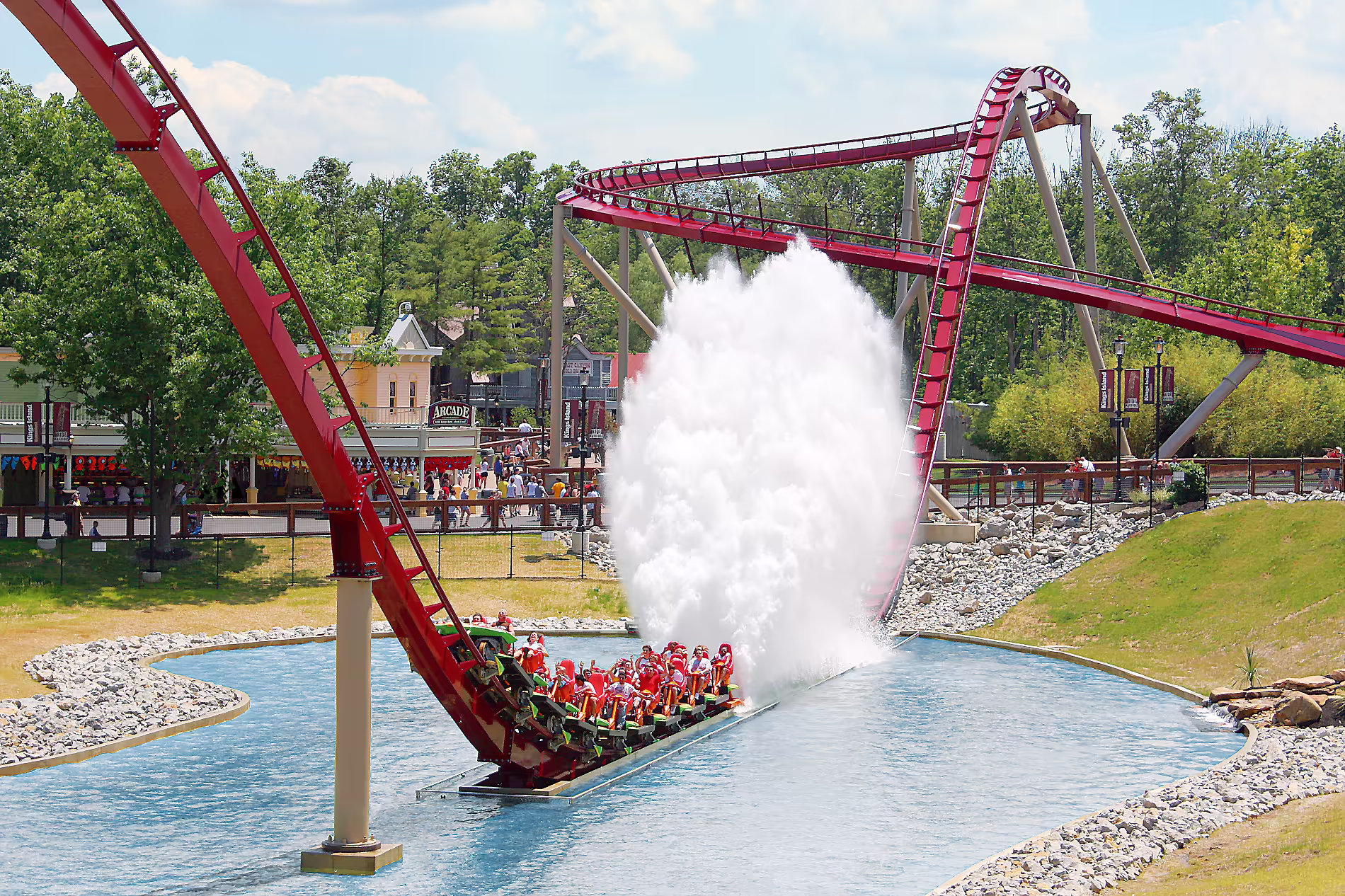 picture of the coaster Diamonback