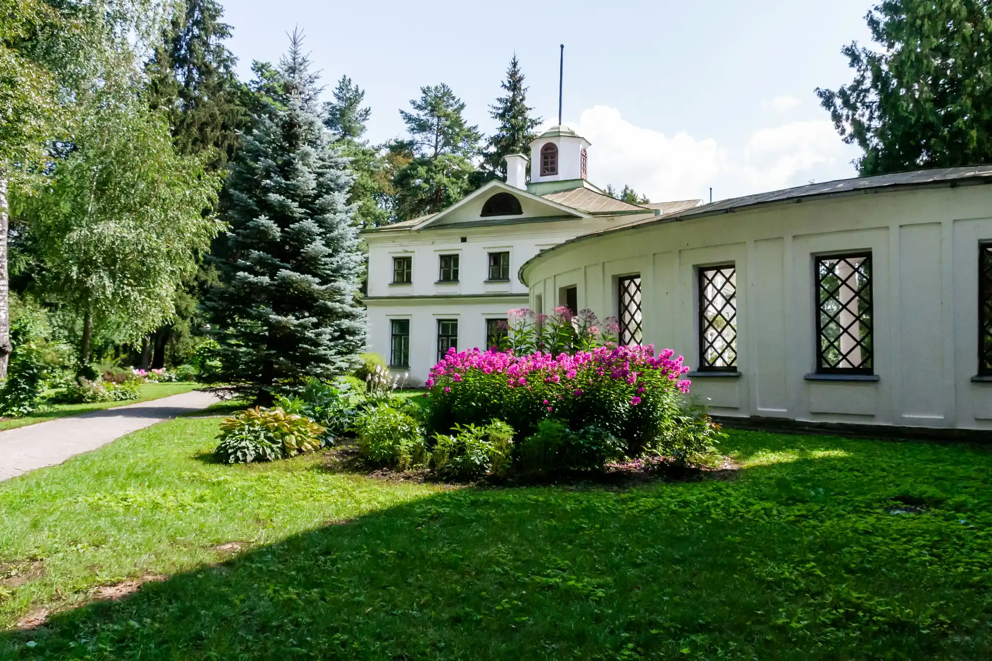 Can You Use a Conventional Loan for an Airbnb Property?