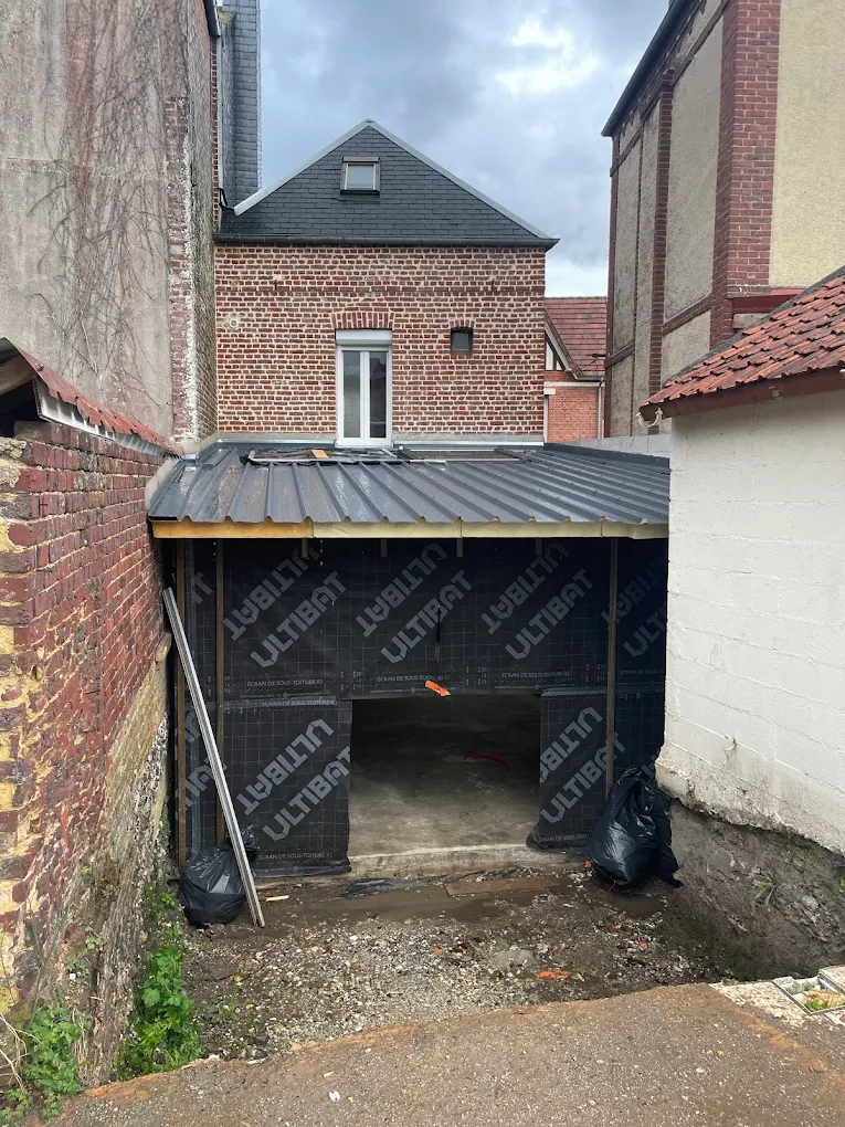 Agrandissement ossature bois en cours par Delamare Rénovation dans l'Eure et la Seine Maritime