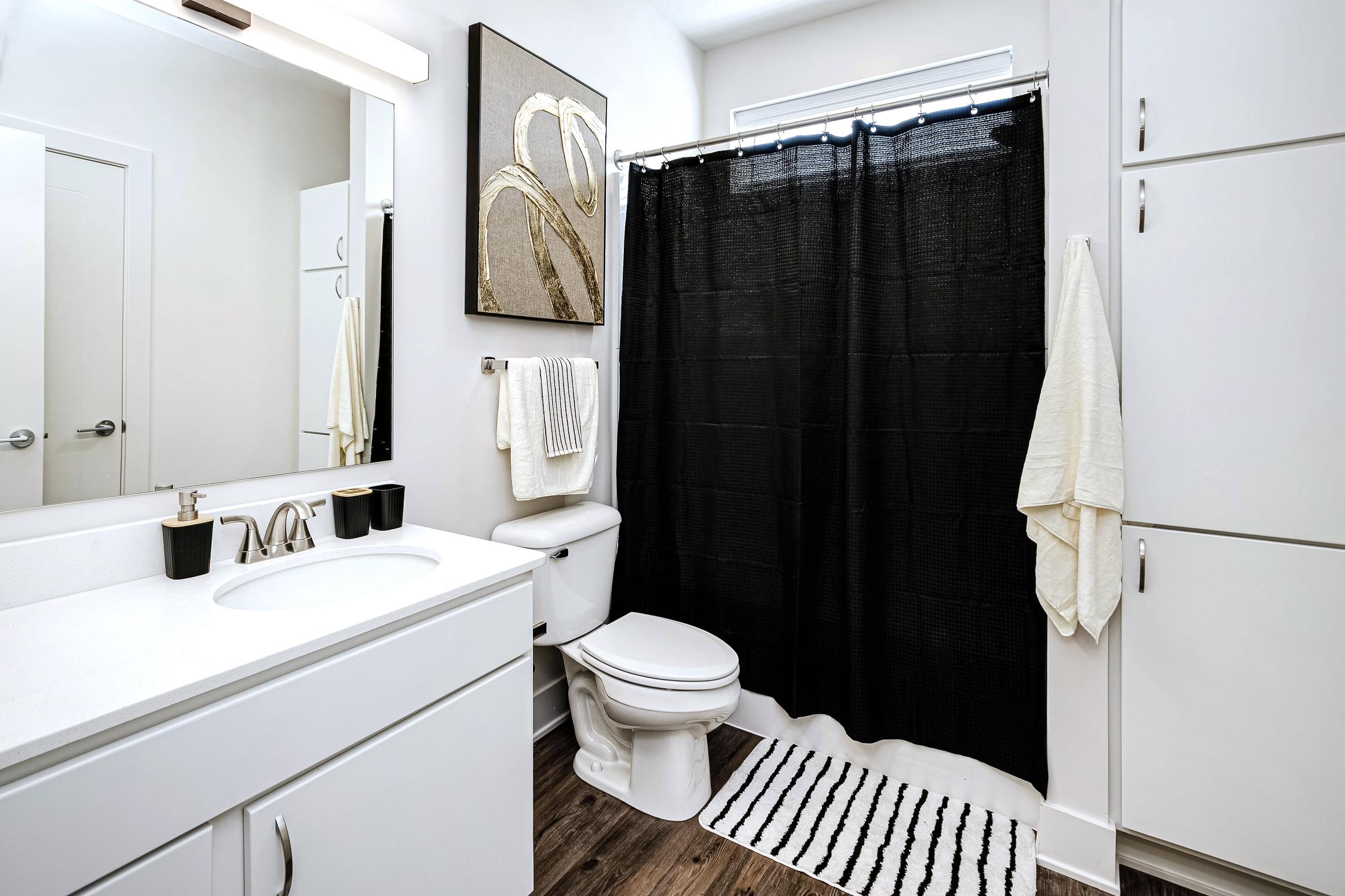 1 bedroom model, bathroom