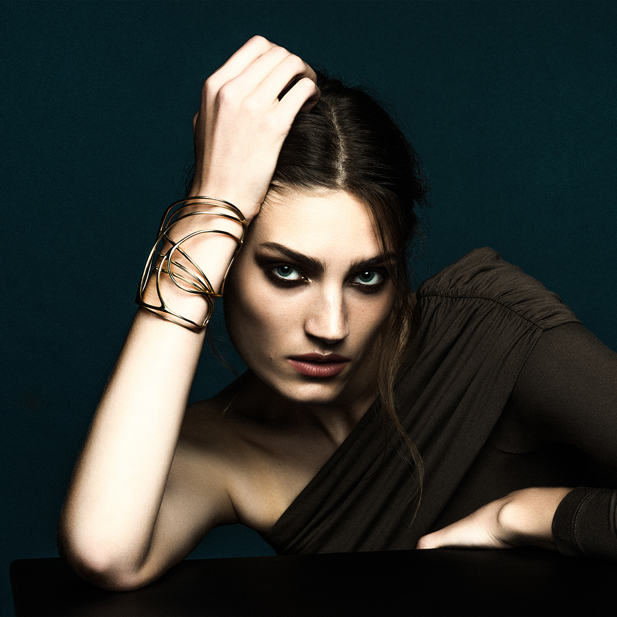 Visual representing a blog article authored by Ramona Albert.