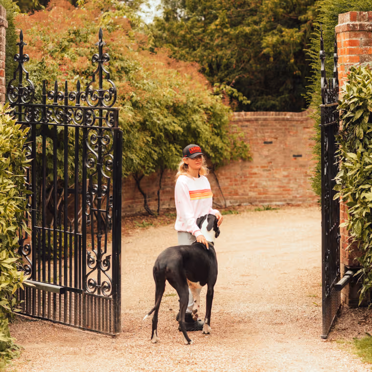 Catherine at gates - Midgham House