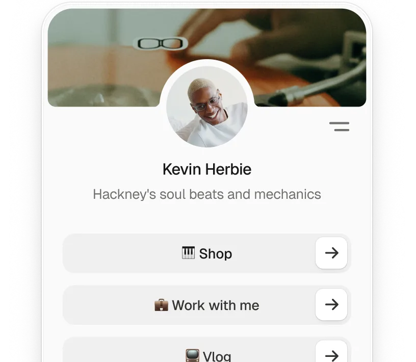 attlas chat example with a music black artist sharing his shop, his vlog and the way to work with him