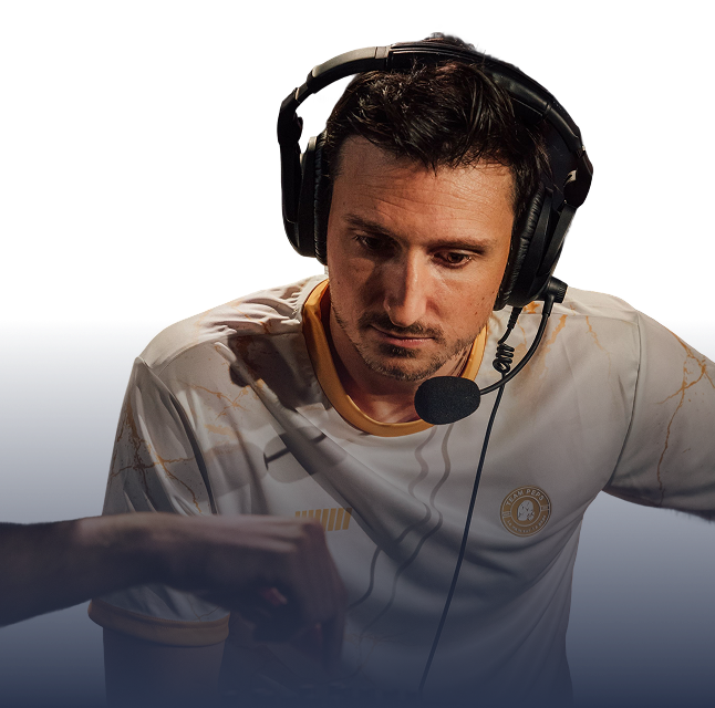 Féfé testimonial portrait