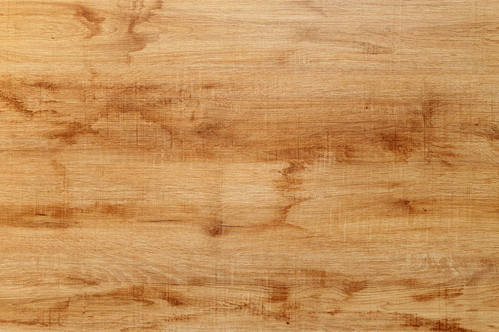Engineered wood vs laminate flooring in Peterborough, PE1 — Cambridgeshire Carpets