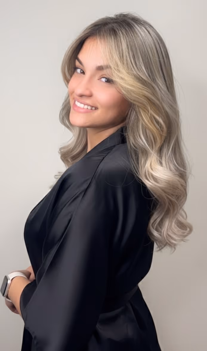 Balayage en Tonos Rubios Fríos