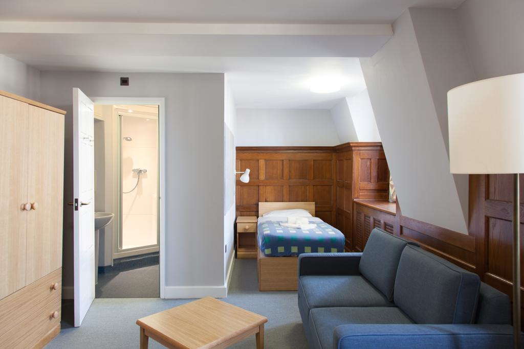Single room accomodation