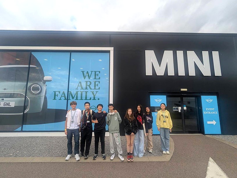 BMW Mini Car Tour